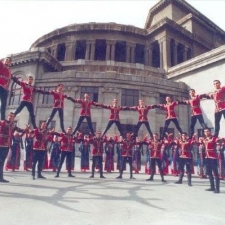 Danças folclóricas tradicionais armênias incluem criações da Diáspora